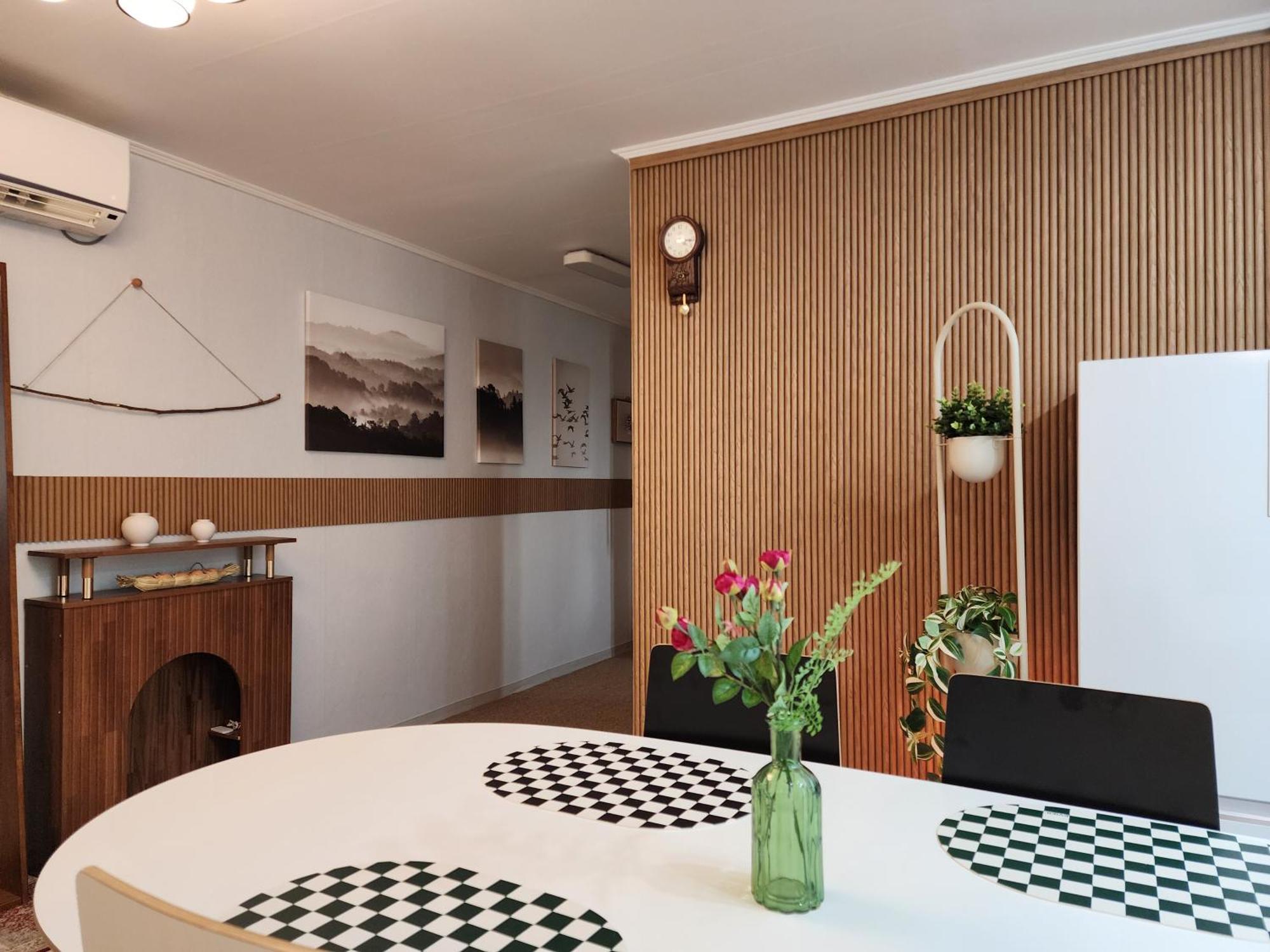 Villa Bb Hongdae Seoul