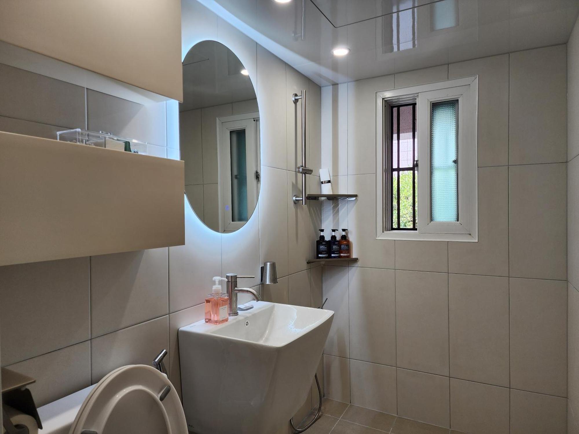 Bb Hongdae Villa *